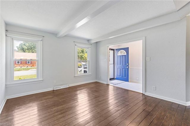 3361 Morningside DR, Chesapeake, VA 23321