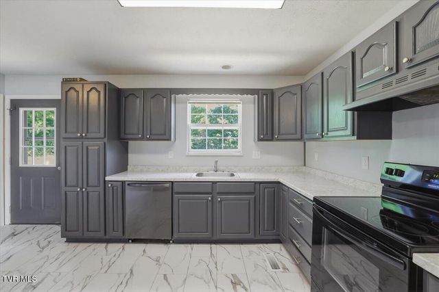 20 Lakeview Street, Greeneville, TN 37743