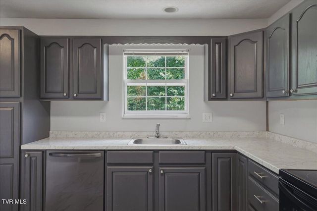 20 Lakeview Street, Greeneville, TN 37743