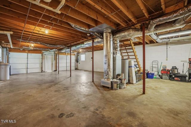 20 Lakeview Street, Greeneville, TN 37743