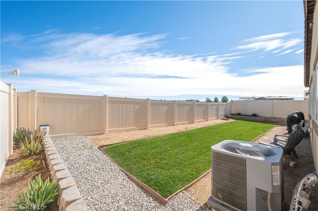 10657 Appaloosa, Hesperia, CA 92345