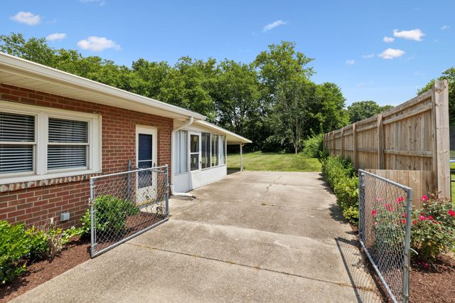 314 Derby Ln, Franklin, TN 37069