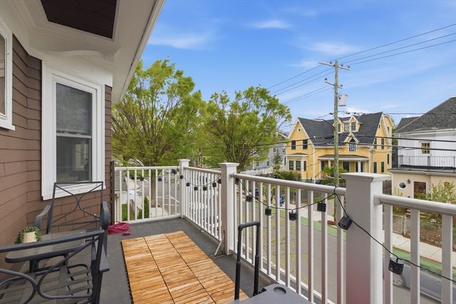 130 Summer St, Somerville, MA 02143