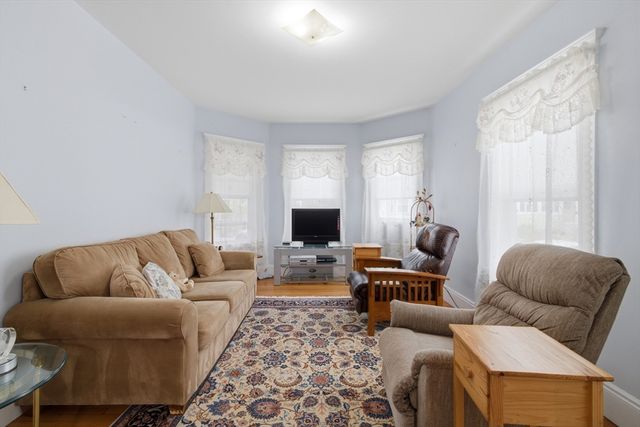 130 Summer St, Somerville, MA 02143