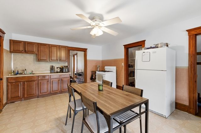 130 Summer St, Somerville, MA 02143