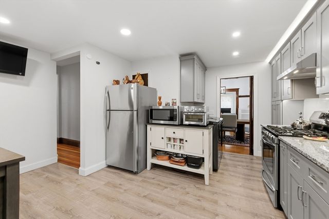 130 Summer St, Somerville, MA 02143