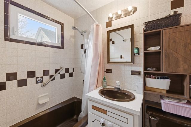 130 Summer St, Somerville, MA 02143