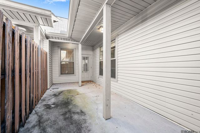 2956 Magazine Dr, Baton Rouge, LA 70816