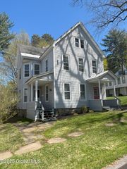 10 Hamilton Street, Johnstown, NY 12095