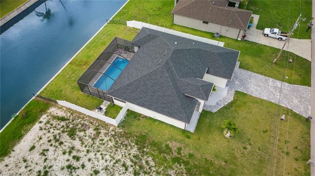 1137 SW 18th CT, Cape Coral, FL 33991