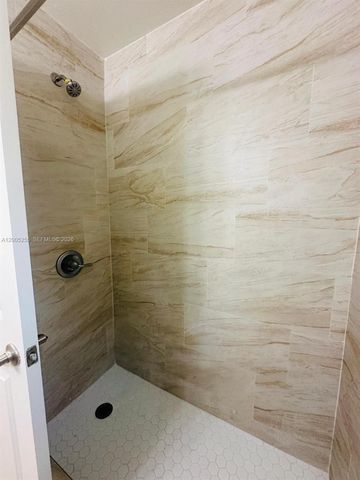 1708 Van Buren St 6, Hollywood, FL 33020