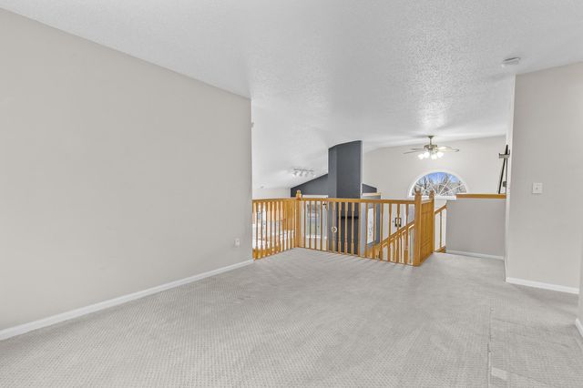 25707 Goldfinch Avenue, Wyoming, MN 55092