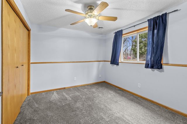 25707 Goldfinch Avenue, Wyoming, MN 55092