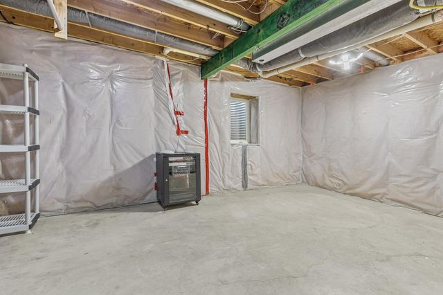 25707 Goldfinch Avenue, Wyoming, MN 55092