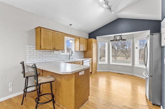 25707 Goldfinch Avenue, Wyoming, MN 55092