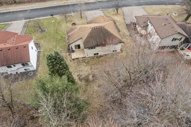 25707 Goldfinch Avenue, Wyoming, MN 55092