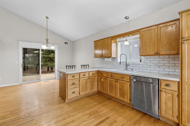 25707 Goldfinch Avenue, Wyoming, MN 55092