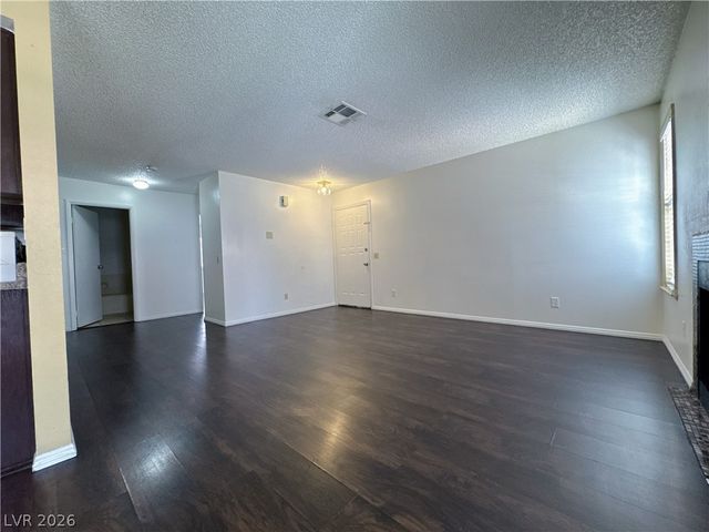 6659 West Tropicana Avenue 202, Las Vegas, NV 89103