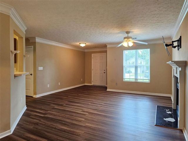 121 Governor Lane, Temple, GA 30179