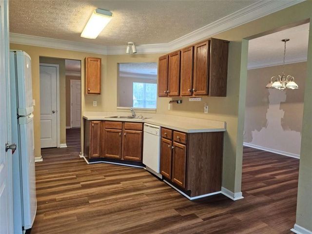 121 Governor Lane, Temple, GA 30179