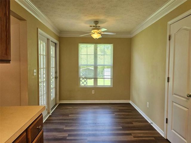 121 Governor Lane, Temple, GA 30179