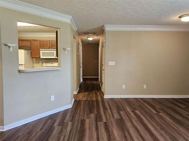 121 Governor Lane, Temple, GA 30179
