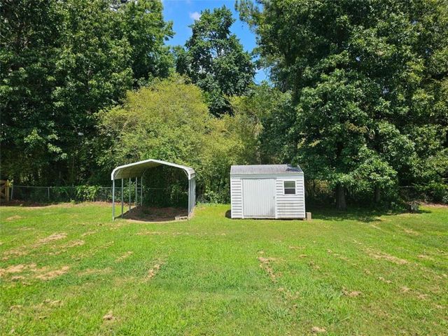 121 Governor Lane, Temple, GA 30179