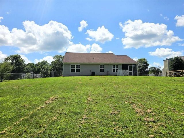 121 Governor Lane, Temple, GA 30179