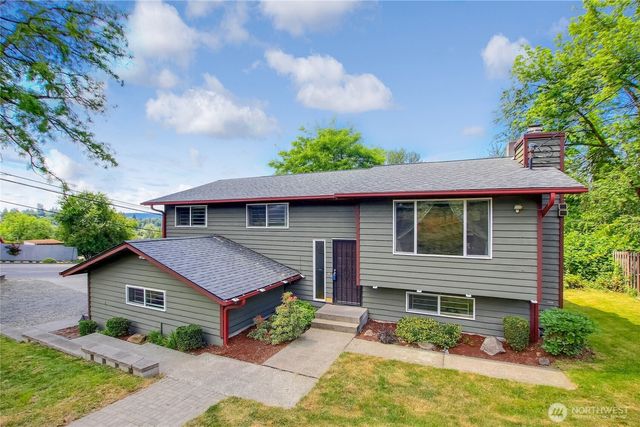 707 Alvord Avenue N, Kent, WA 98031