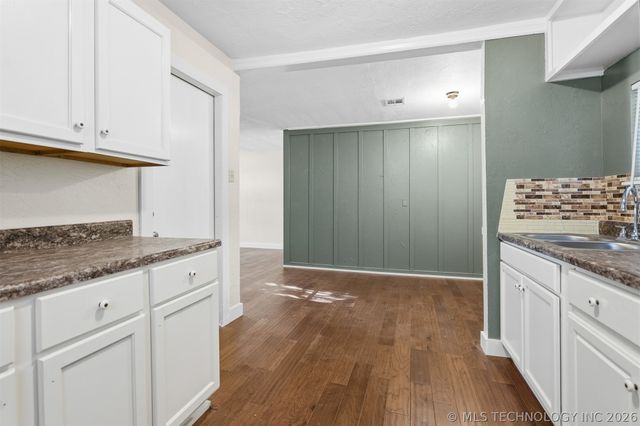 1409 B NW, Ardmore, OK 73401
