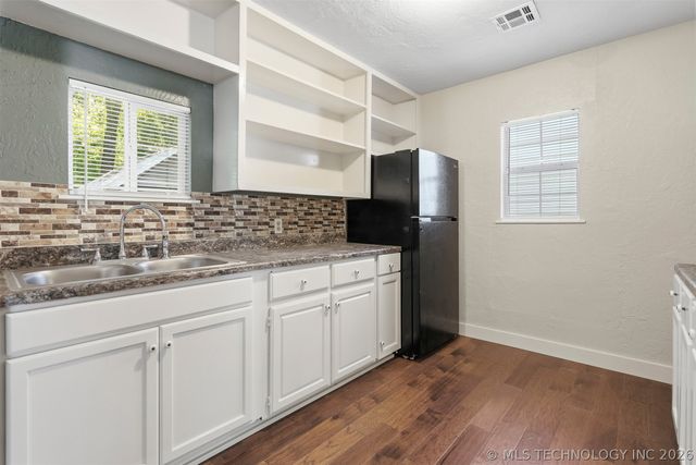 1409 B NW, Ardmore, OK 73401