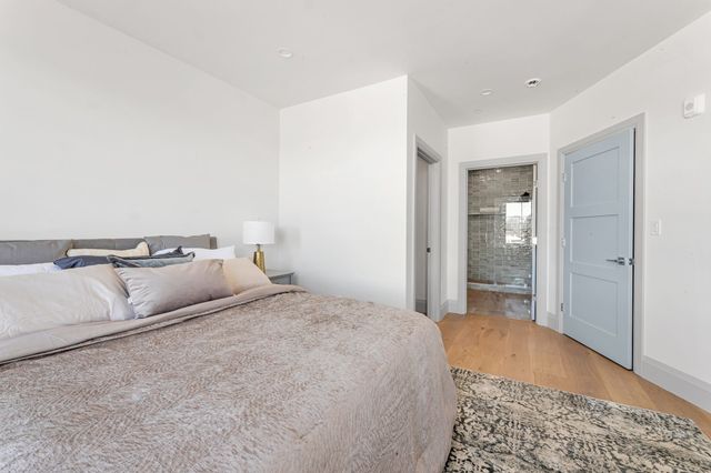 34 Oak Street 202, Boston, MA 02136
