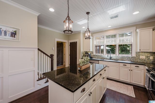 4677 AMBERLEY DRIVE, Birmingham, AL 35242