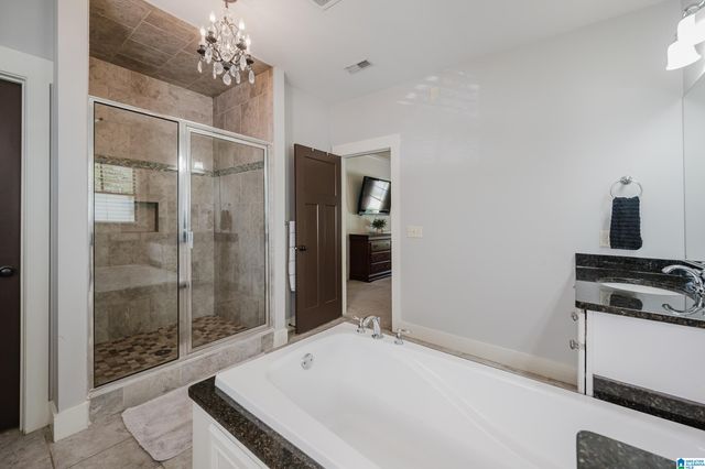 4677 AMBERLEY DRIVE, Birmingham, AL 35242