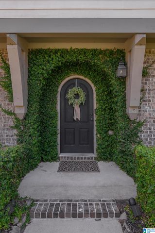 4677 AMBERLEY DRIVE, Birmingham, AL 35242
