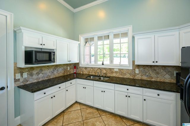 4677 AMBERLEY DRIVE, Birmingham, AL 35242