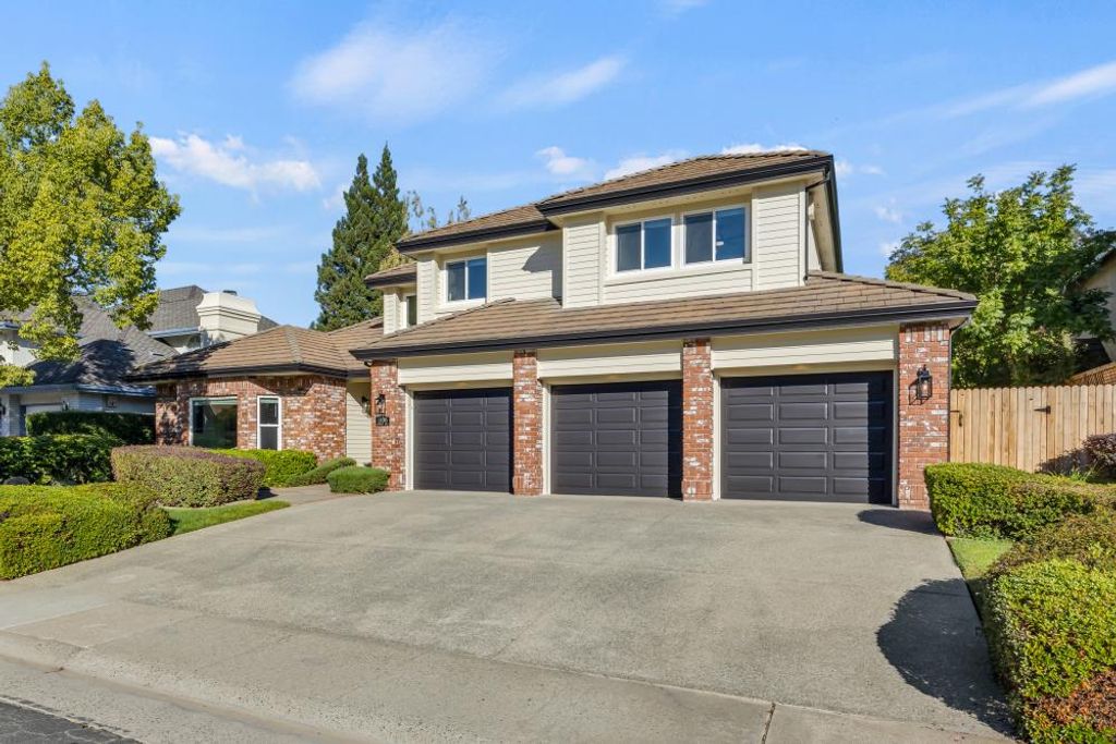 1106 Kimberly Ct, Roseville, CA 95661