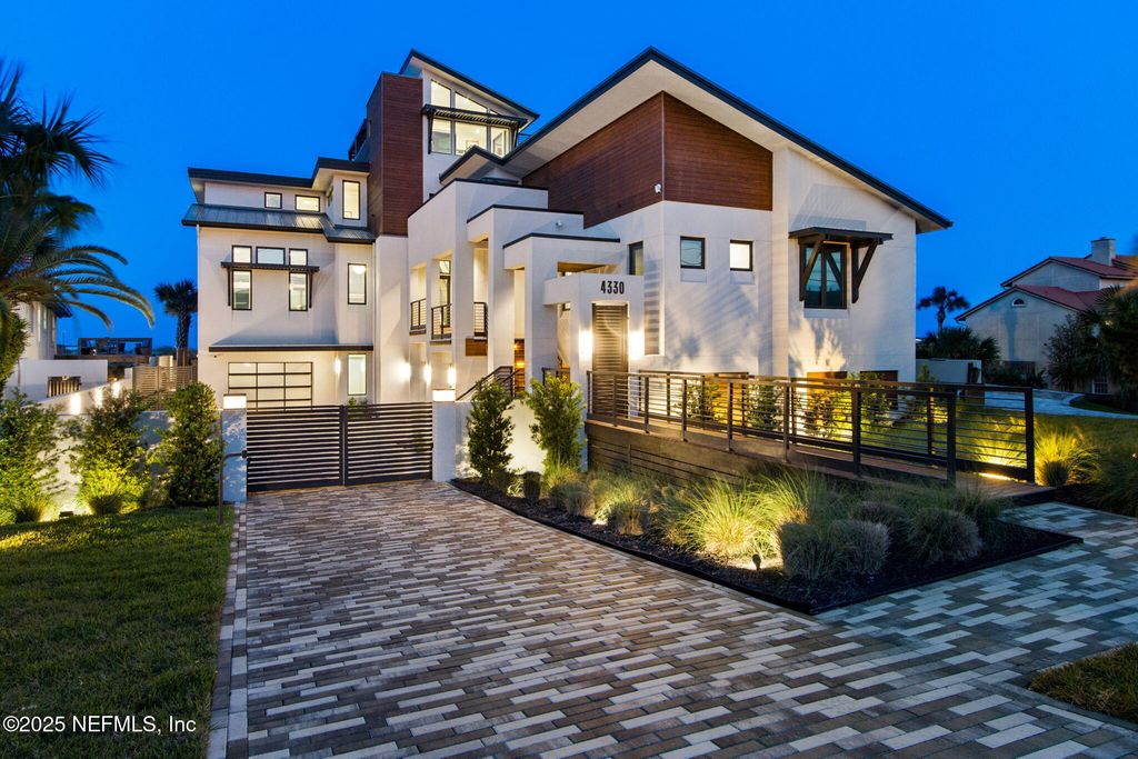 4330 S FLETCHER Avenue, Fernandina Beach, FL 32034