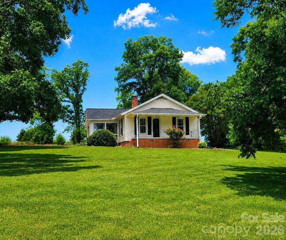 1209 Requa Road, Cherryville, NC 28021