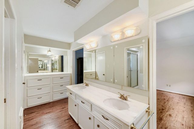 3418 Crow Valley Drive, Missouri City, TX 77459