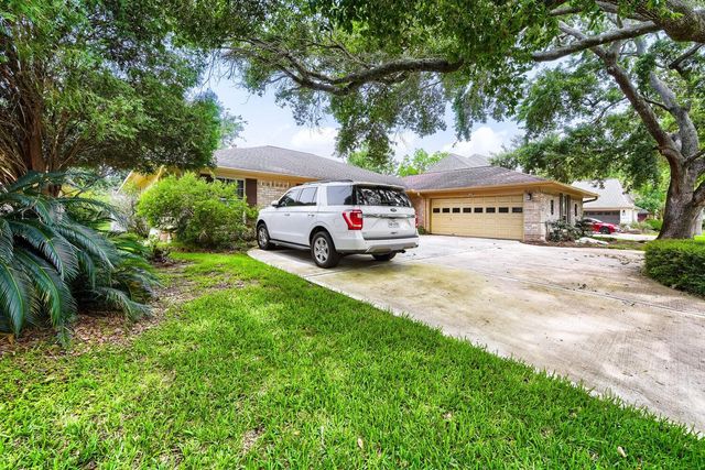 3418 Crow Valley Drive, Missouri City, TX 77459