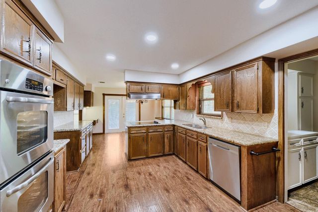 3418 Crow Valley Drive, Missouri City, TX 77459