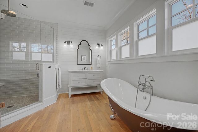 4325 Tangle Drive, Charlotte, NC 28211