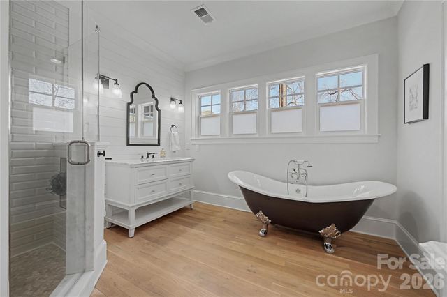 4325 Tangle Drive, Charlotte, NC 28211