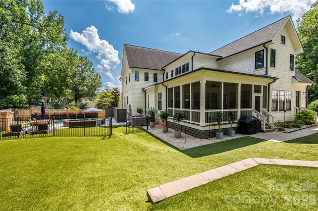 4325 Tangle Drive, Charlotte, NC 28211