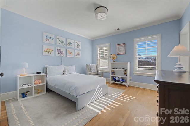 4325 Tangle Drive, Charlotte, NC 28211