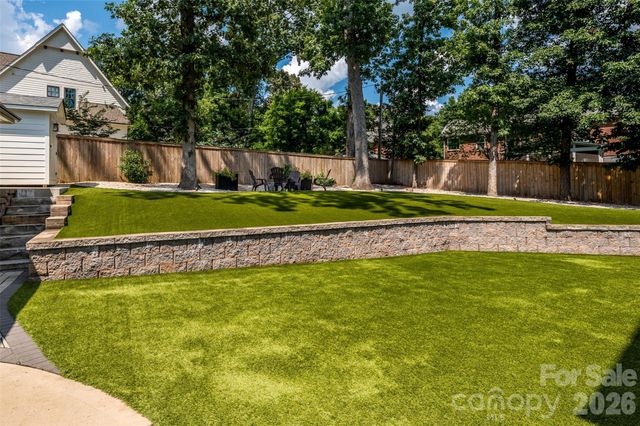 4325 Tangle Drive, Charlotte, NC 28211