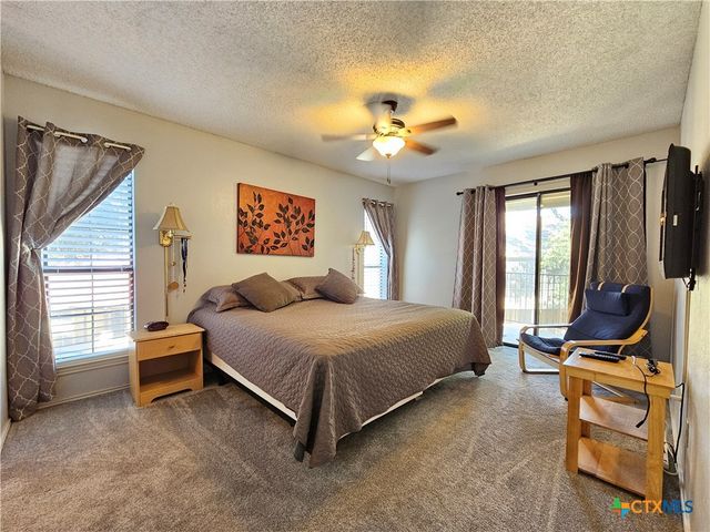 1202 Thorpe Lane 604, San Marcos, TX 78666