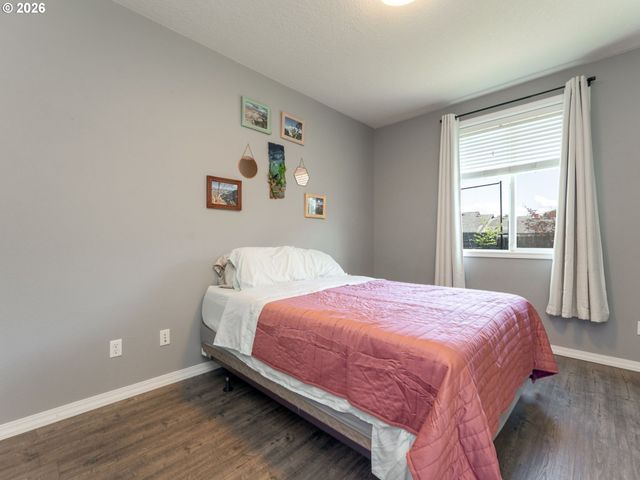 307 Nw 104TH St, Vancouver, WA 98685