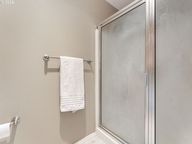 307 Nw 104TH St, Vancouver, WA 98685
